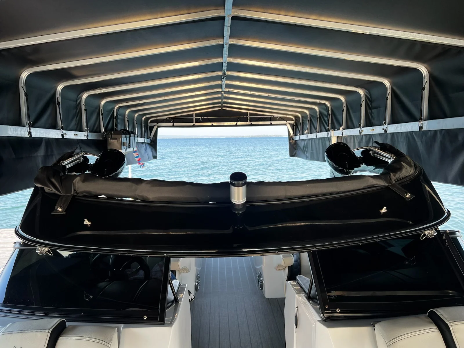 HIGHTOP TOWER CUTOUT INSIDE